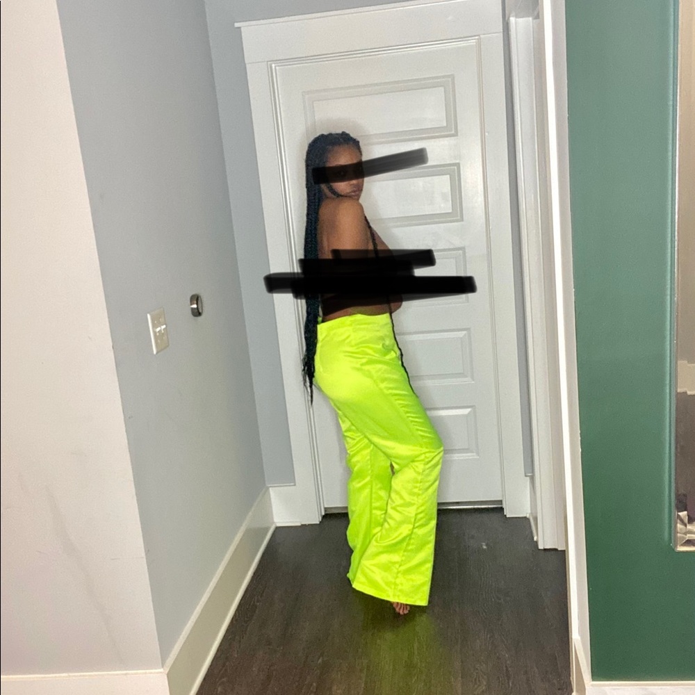 Pants - Picture 2 of 3